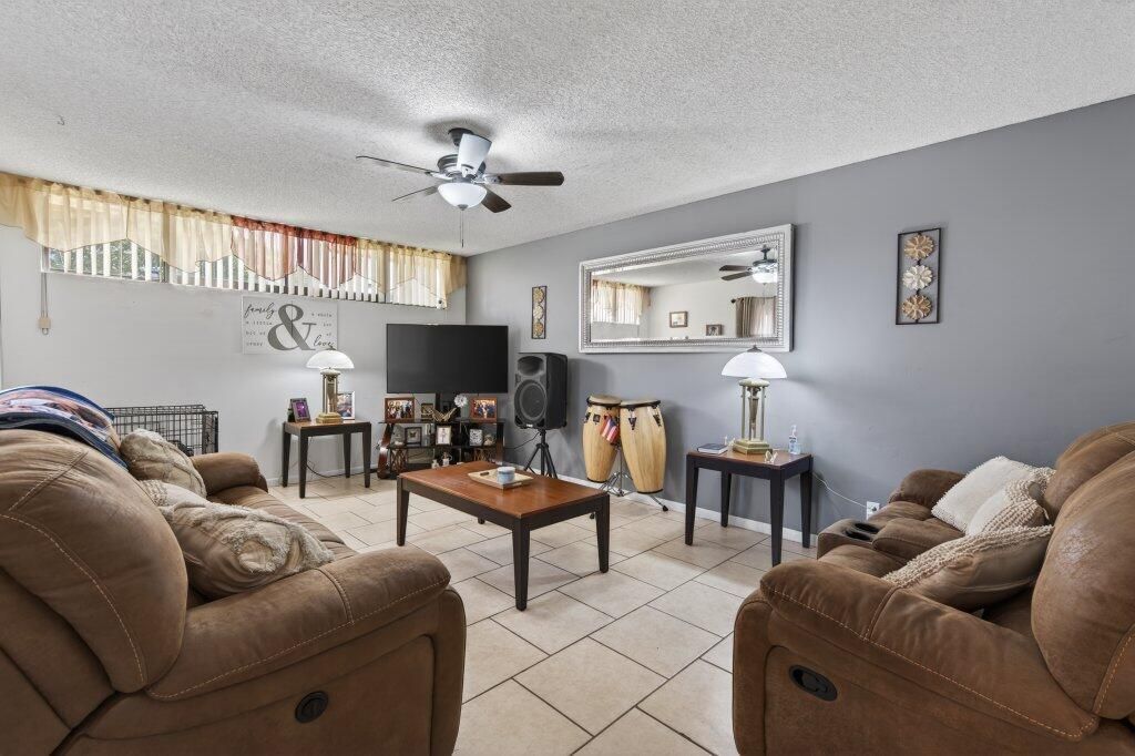 3838 Victoria Drive, West Palm Beach, FL 33406 Photo