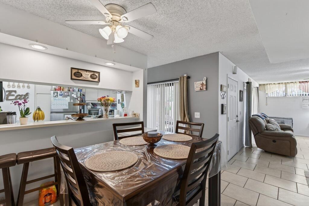 3838 Victoria Drive, West Palm Beach, FL 33406 Photo