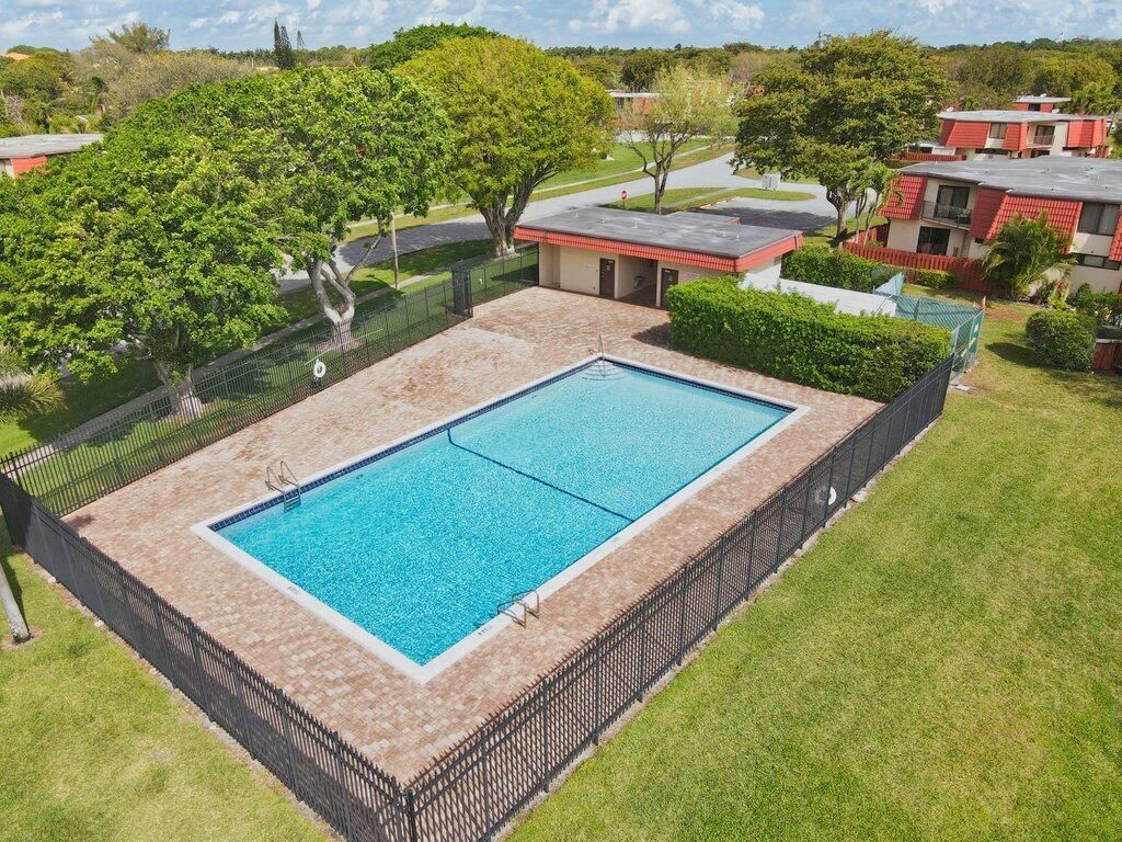 3838 Victoria Drive, West Palm Beach, FL 33406 Photo
