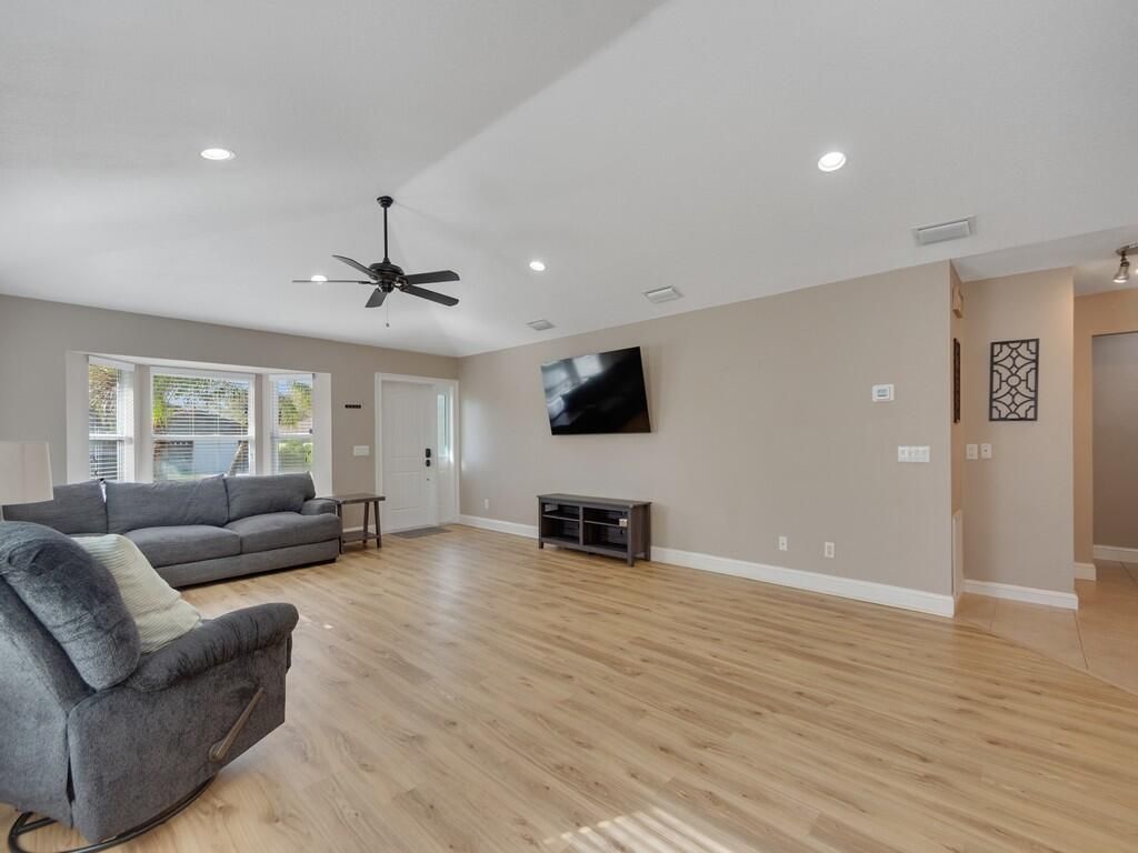 3446 1st Street, Vero Beach, FL 32968 Photo