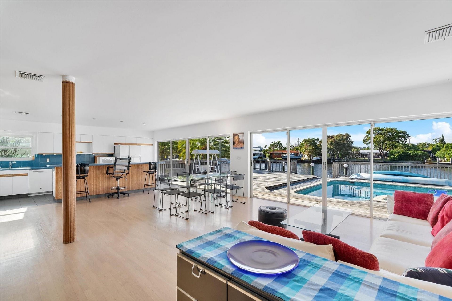 1641 Poinsettia Drive, Fort Lauderdale, FL 33305 Photo