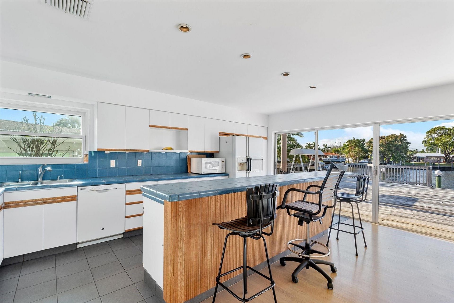 1641 Poinsettia Drive, Fort Lauderdale, FL 33305 Photo