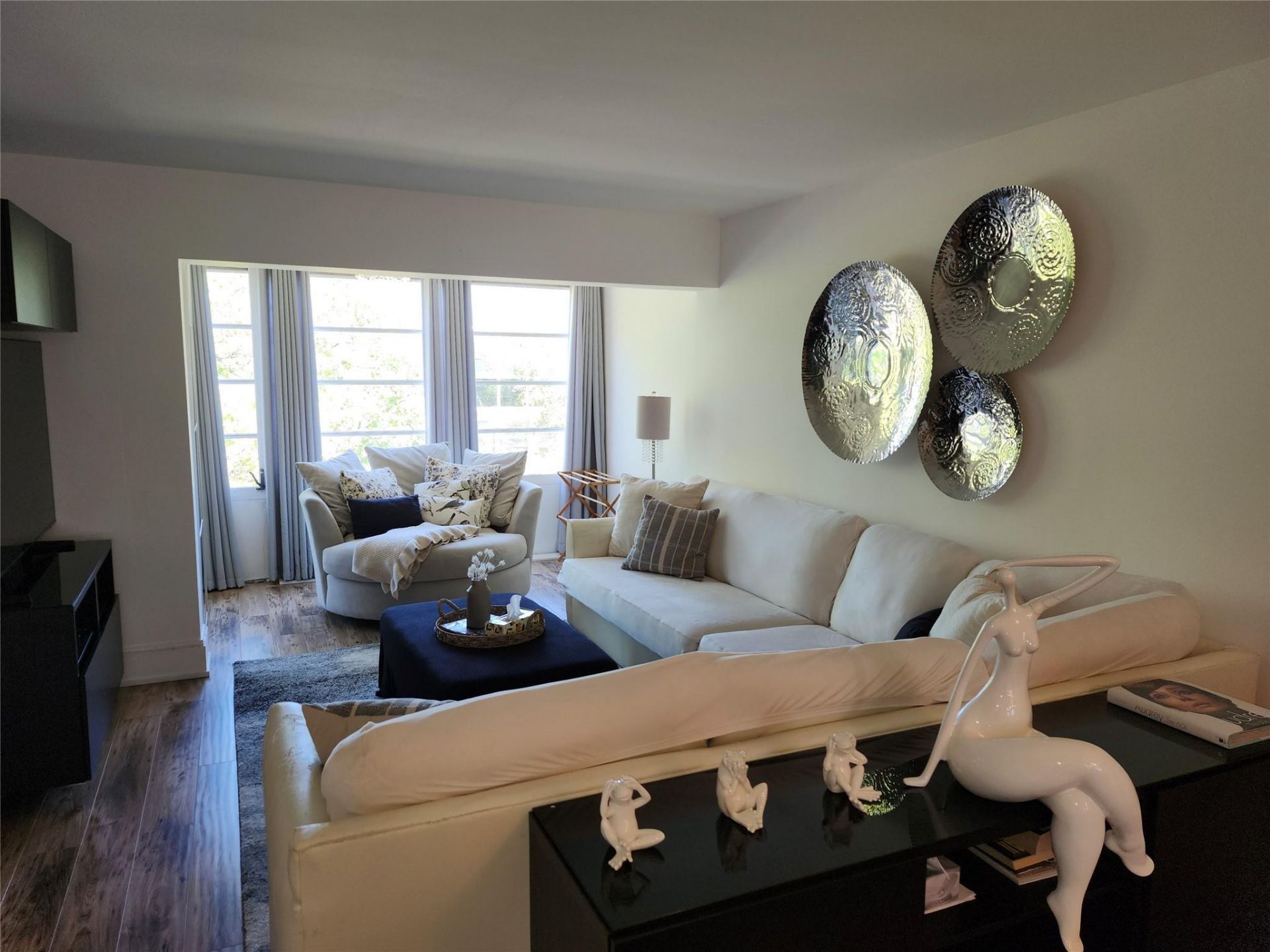 301 Cambridge Road, Unit 301, Hollywood, FL 33024 Photo