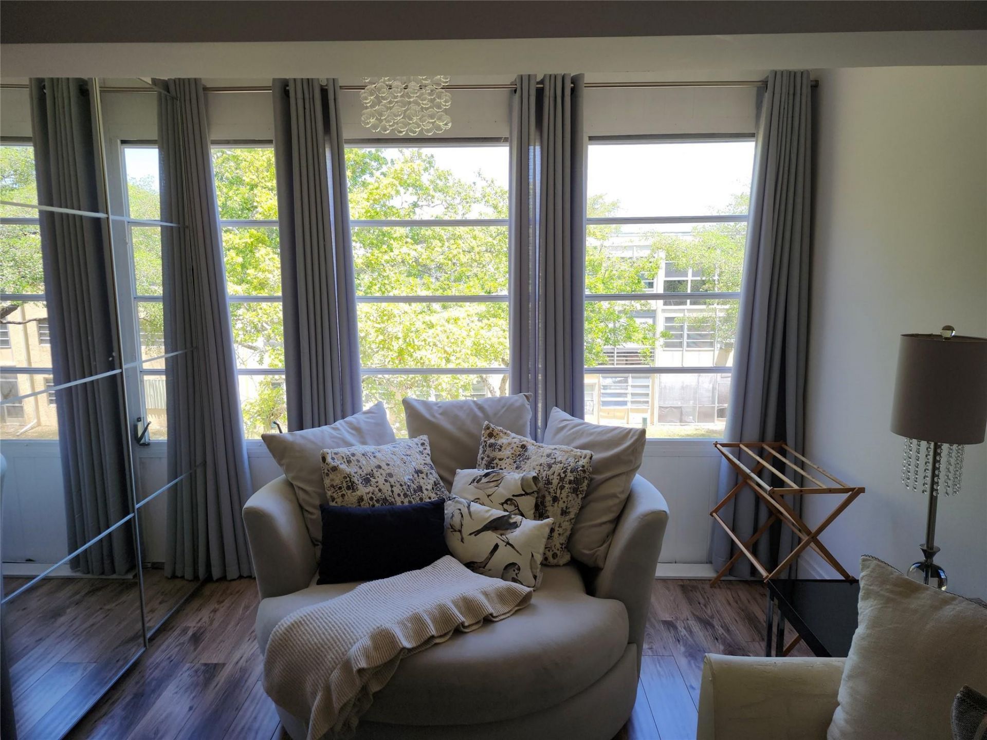 301 Cambridge Road, Unit 301, Hollywood, FL 33024 Photo