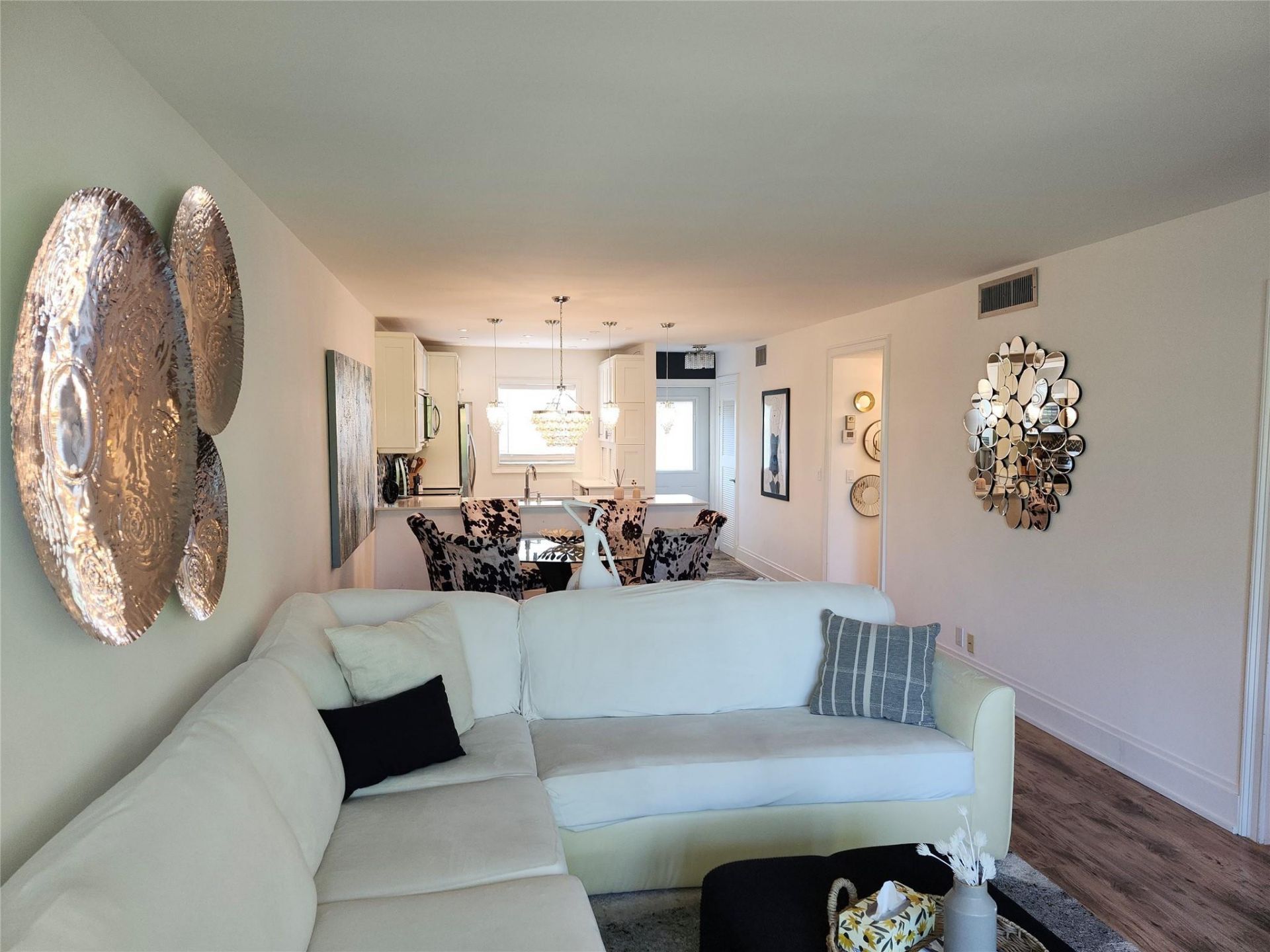 301 Cambridge Road, Unit 301, Hollywood, FL 33024 Photo