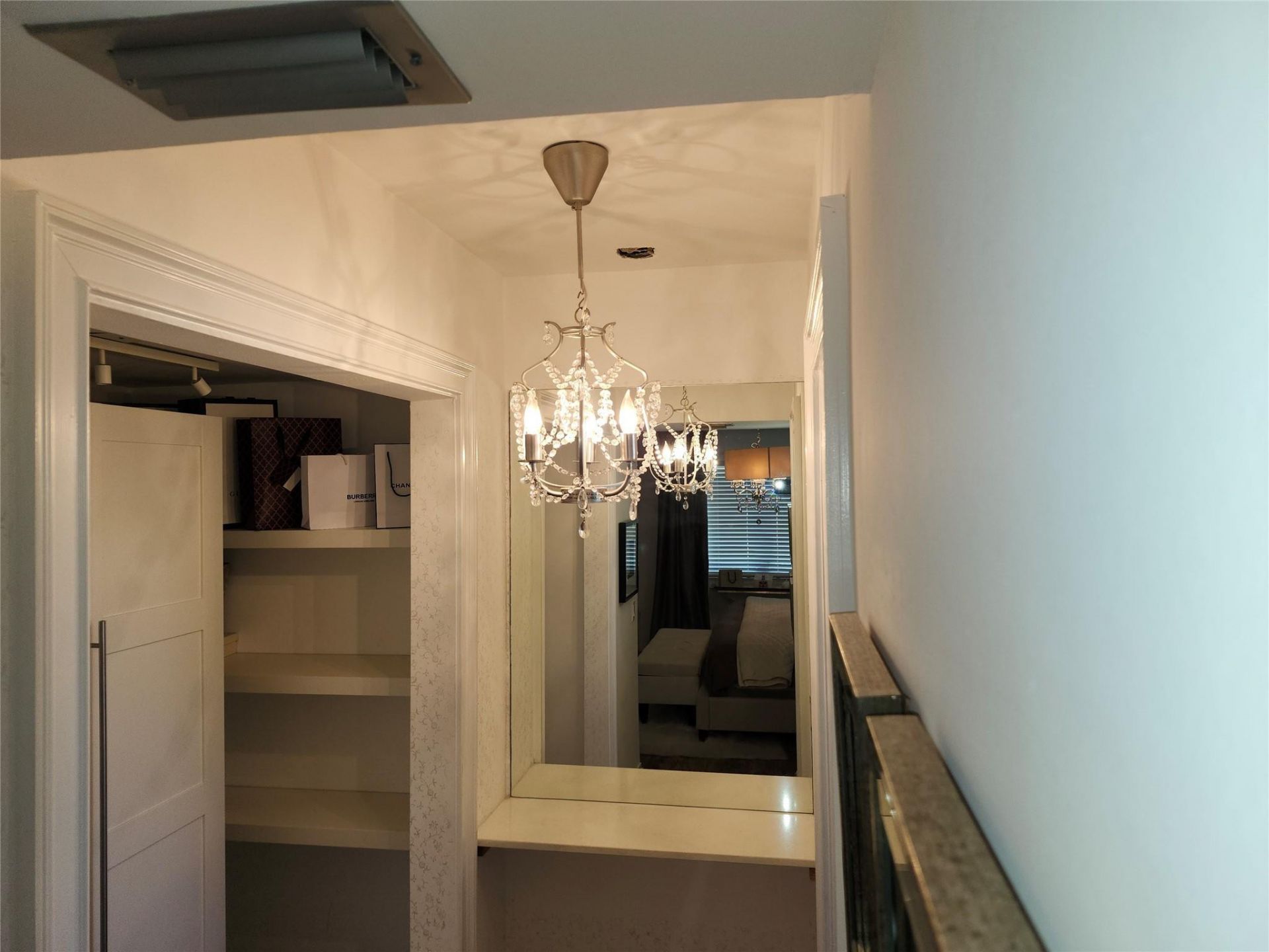 301 Cambridge Road, Unit 301, Hollywood, FL 33024 Photo