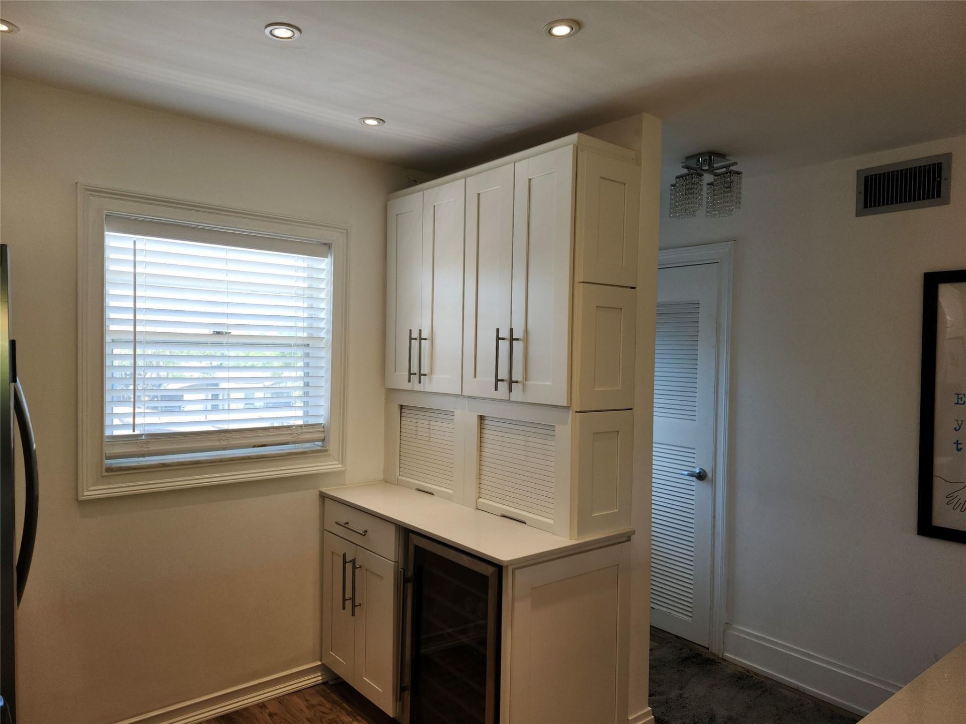 301 Cambridge Road, Unit 301, Hollywood, FL 33024 Photo