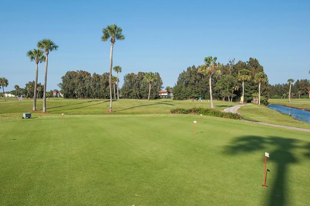 68 Royal Oak Court, Unit 107, Vero Beach, FL 32962 Photo