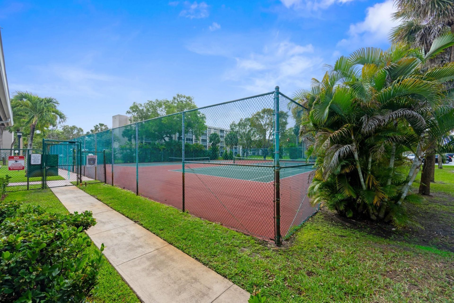 8735 Ramblewood Drive, Unit 409, Coral Springs, FL 33071 Photo
