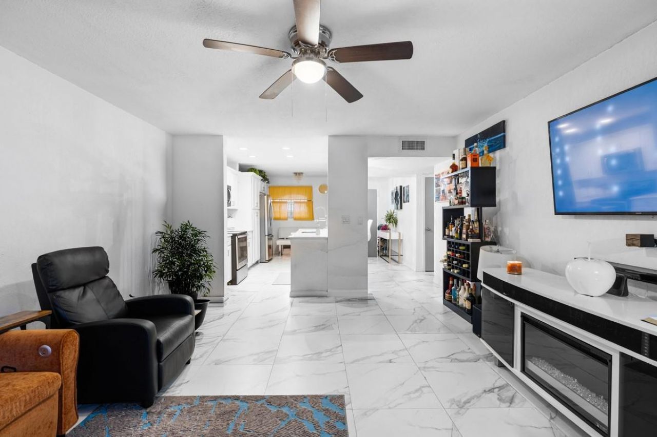 10762 La Placida Drive, Unit 7-107, Coral Springs, FL 33065 Photo