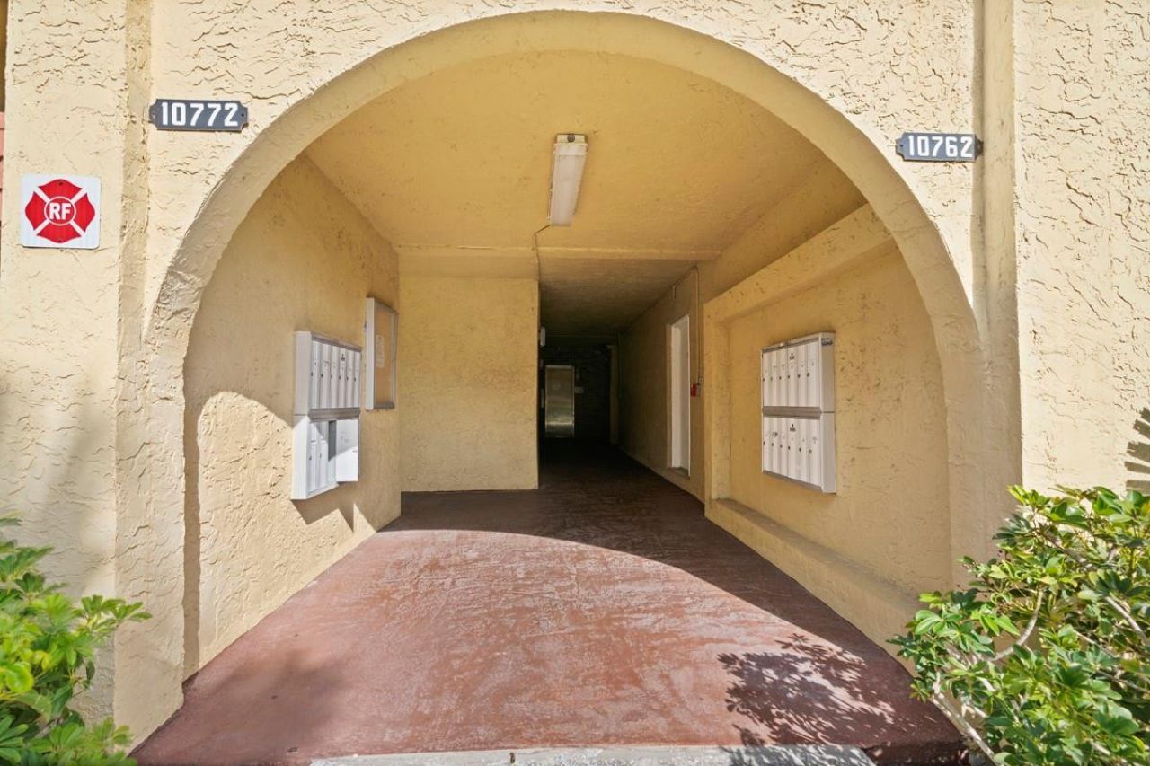 10762 La Placida Drive, Unit 7-107, Coral Springs, FL 33065 Photo