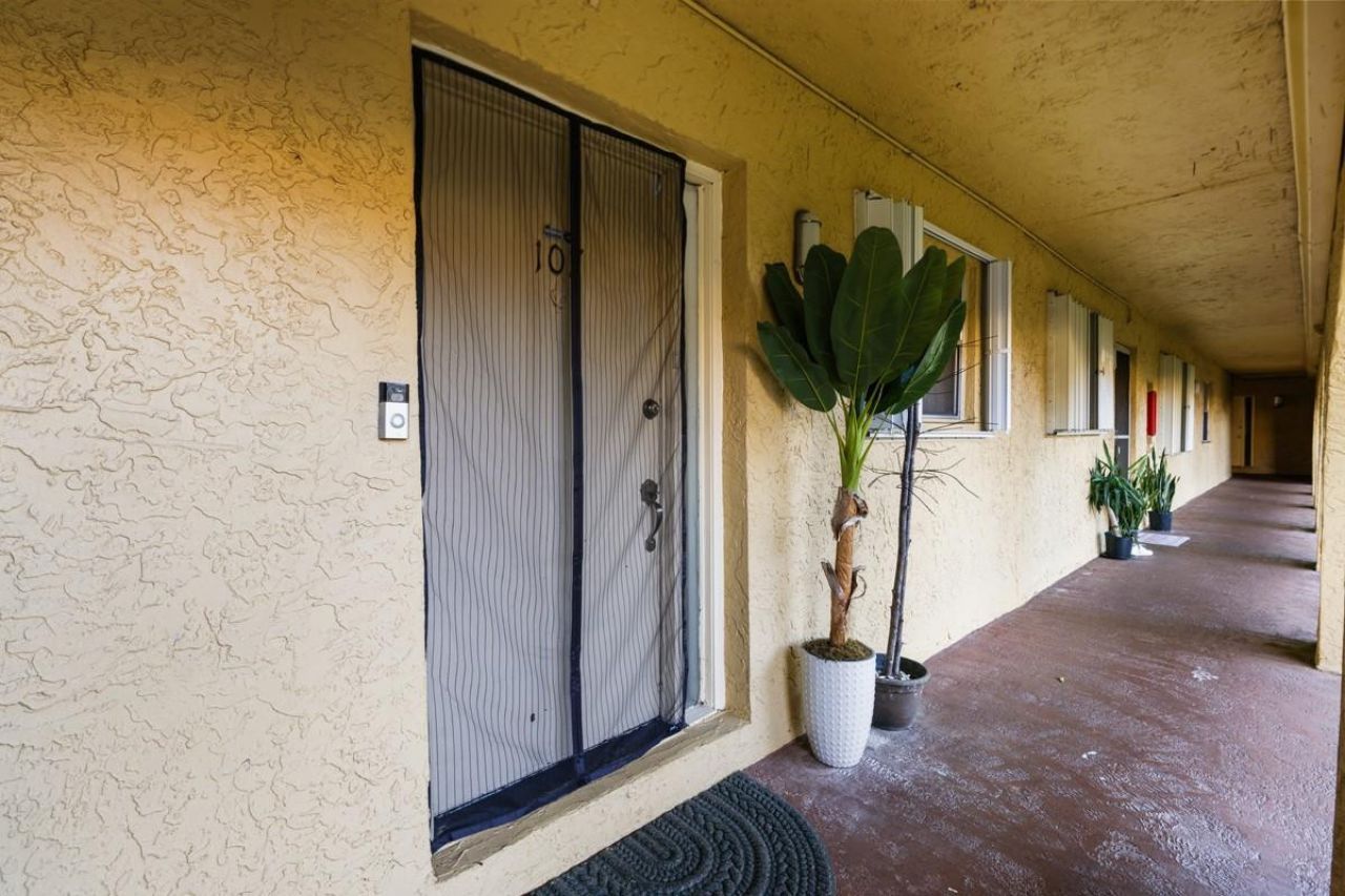 10762 La Placida Drive, Unit 7-107, Coral Springs, FL 33065 Photo