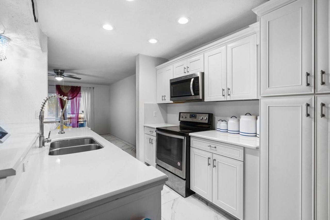 10762 La Placida Drive, Unit 7-107, Coral Springs, FL 33065 Photo