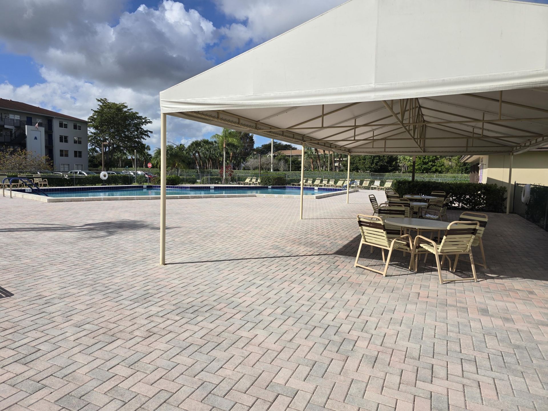 551 SW 135 Avenue, Unit 216b, Pembroke Pines, FL 33027 Photo
