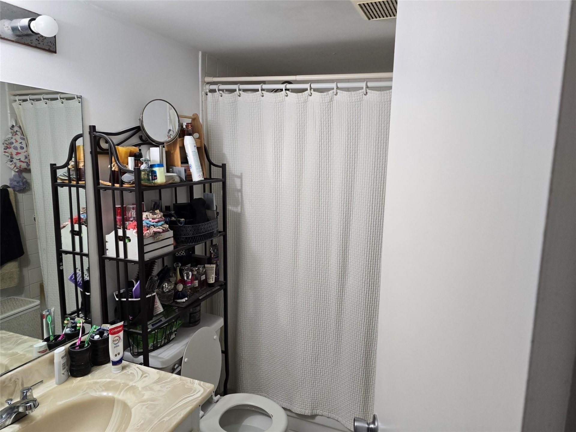 551 SW 135 Avenue, Unit 216b, Pembroke Pines, FL 33027 Photo