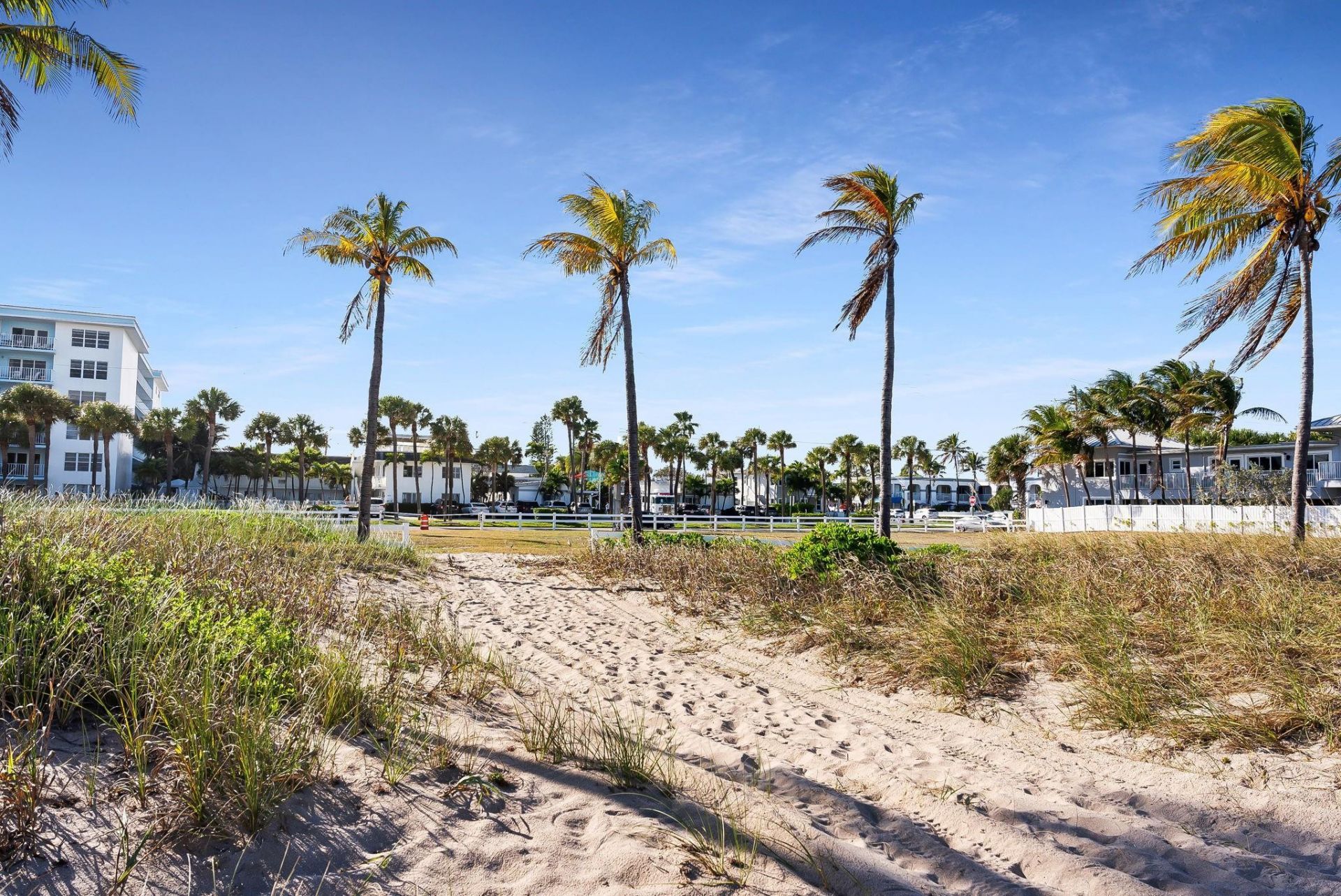 4546-4560 El Mar Drive, Lauderdale by the Sea, FL 33308 Photo