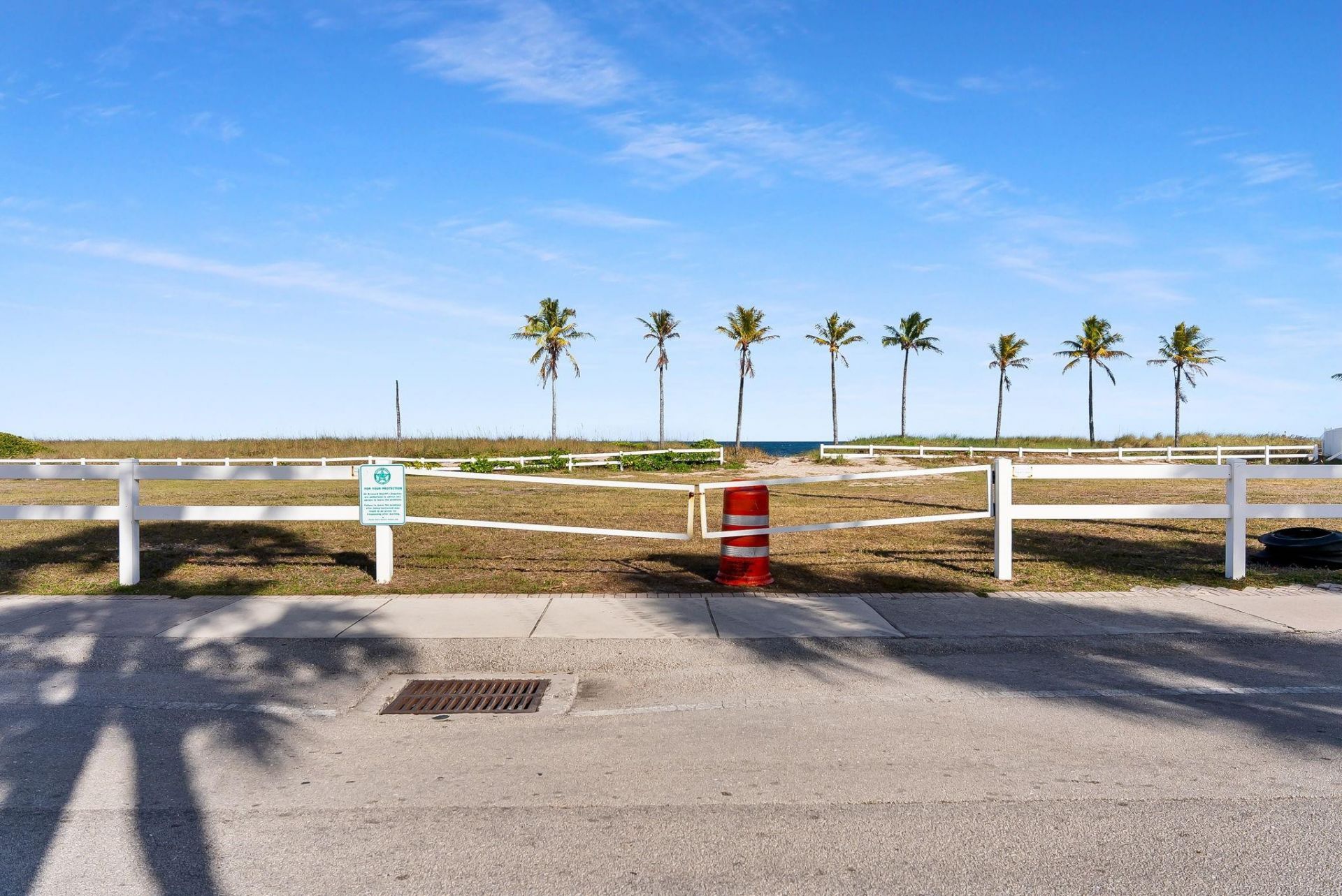 4546-4560 El Mar Drive, Lauderdale by the Sea, FL 33308 Photo