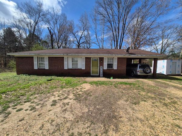 190 BLUFF Cir, Detroit, AL 35552