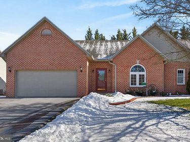 24 HICKORY STREET, PALMYRA, PA 17078