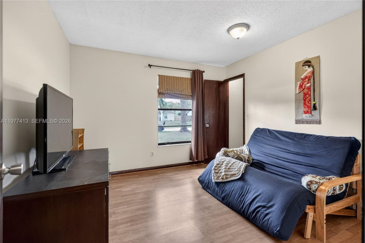 281 NE Greenbrier Ave, Port Saint Lucie, FL 34983 Photo