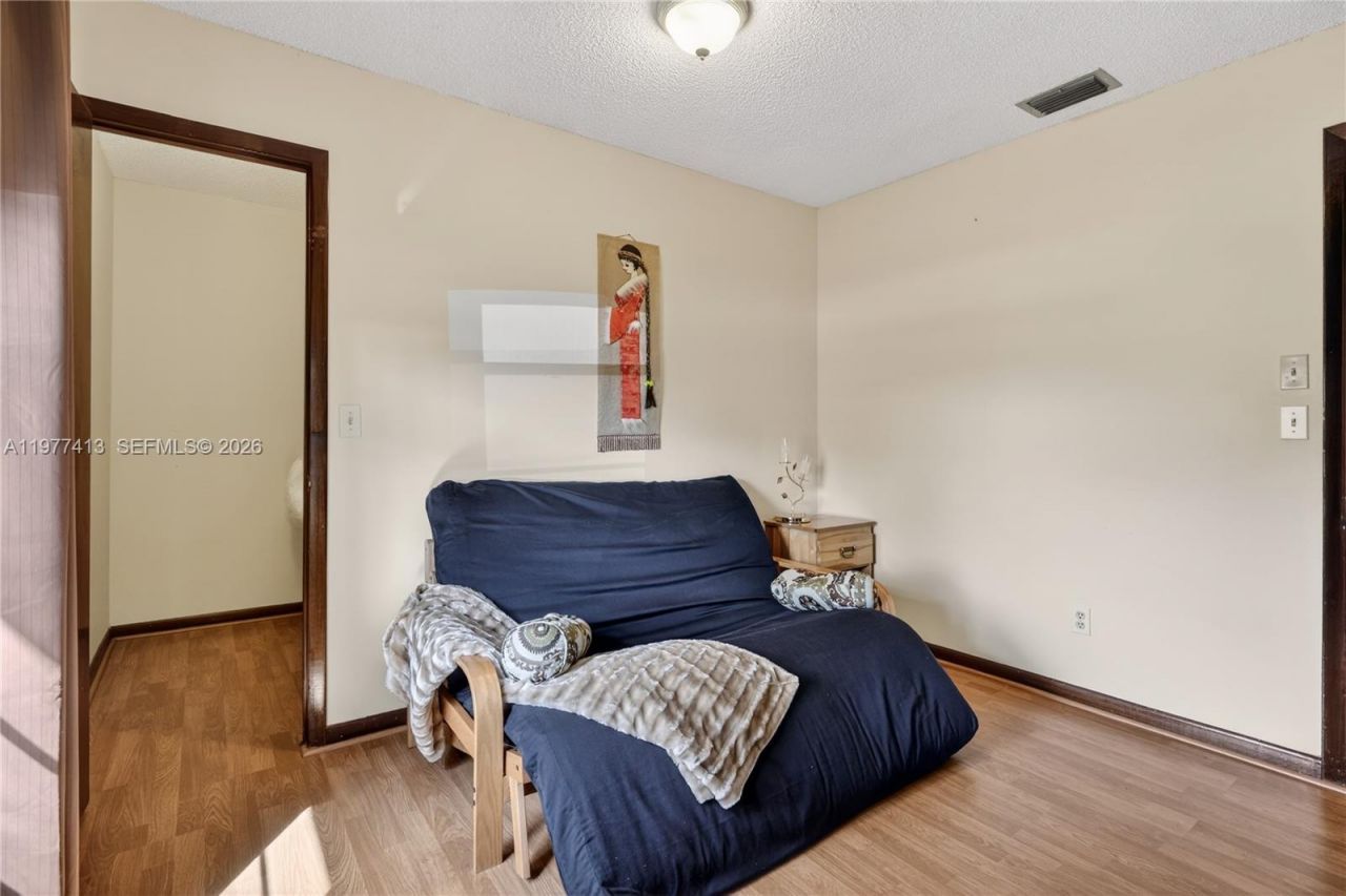 281 NE Greenbrier Ave, Port Saint Lucie, FL 34983 Photo