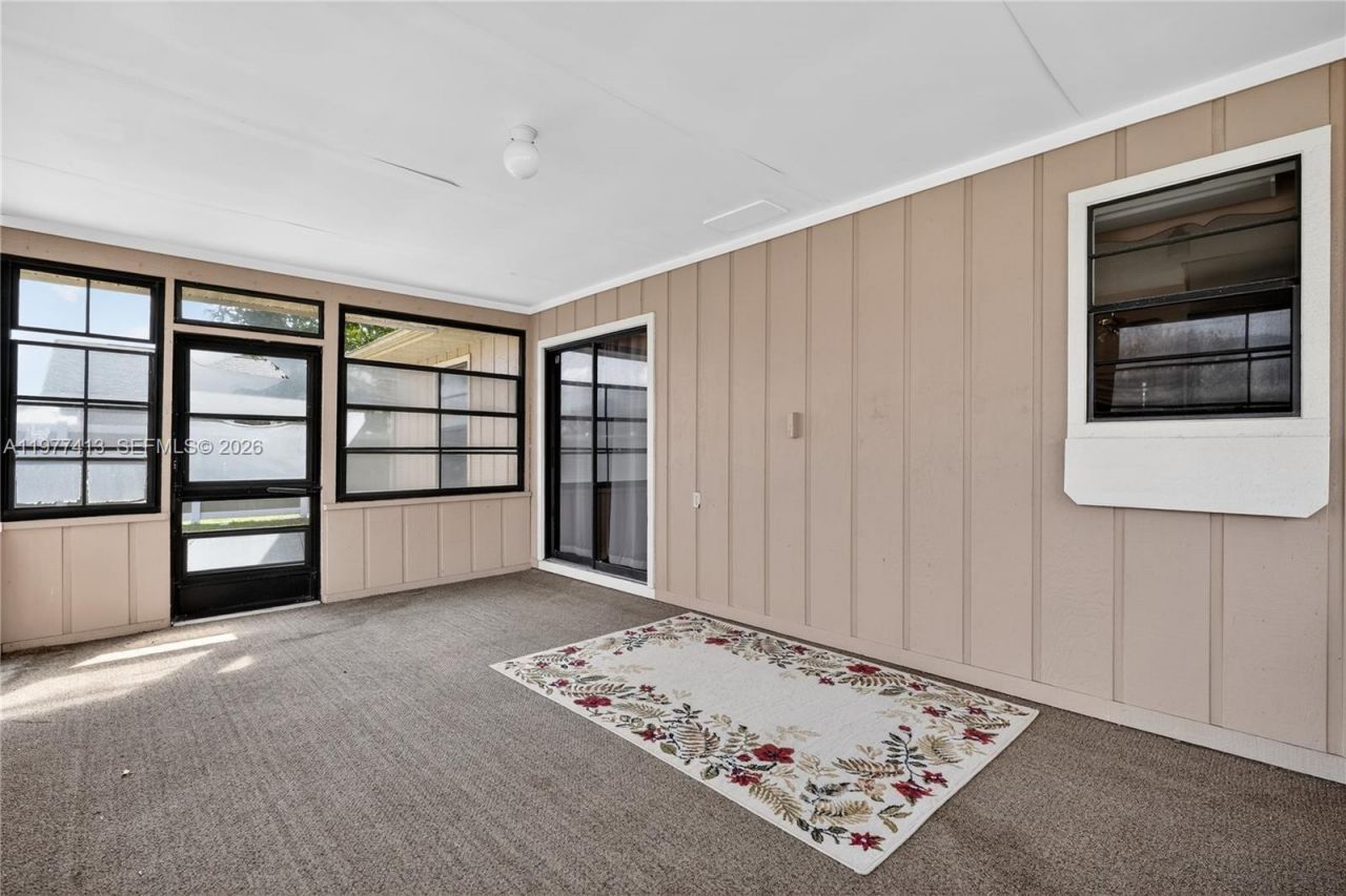 281 NE Greenbrier Ave, Port Saint Lucie, FL 34983 Photo