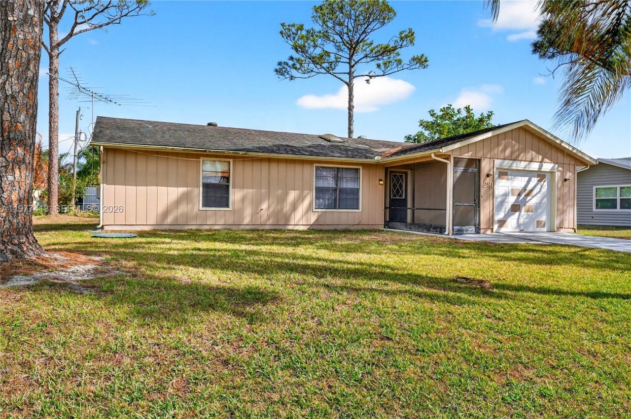 281 NE Greenbrier Ave, Port Saint Lucie, FL 34983 Photo