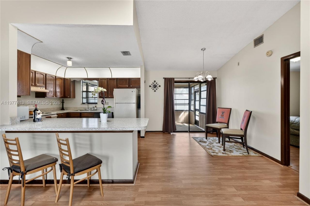 281 NE Greenbrier Ave, Port Saint Lucie, FL 34983 Photo