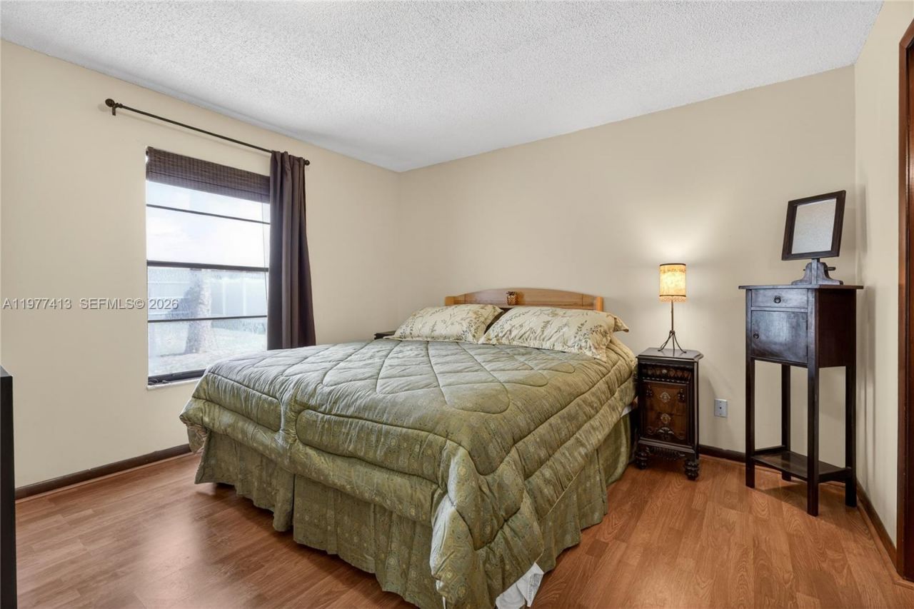 281 NE Greenbrier Ave, Port Saint Lucie, FL 34983 Photo