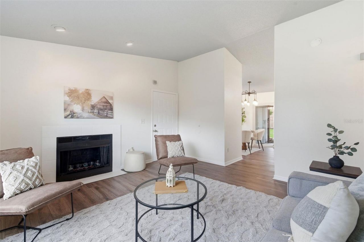 1245 Coolmont Drive , Brandon, FL 33511 Photo