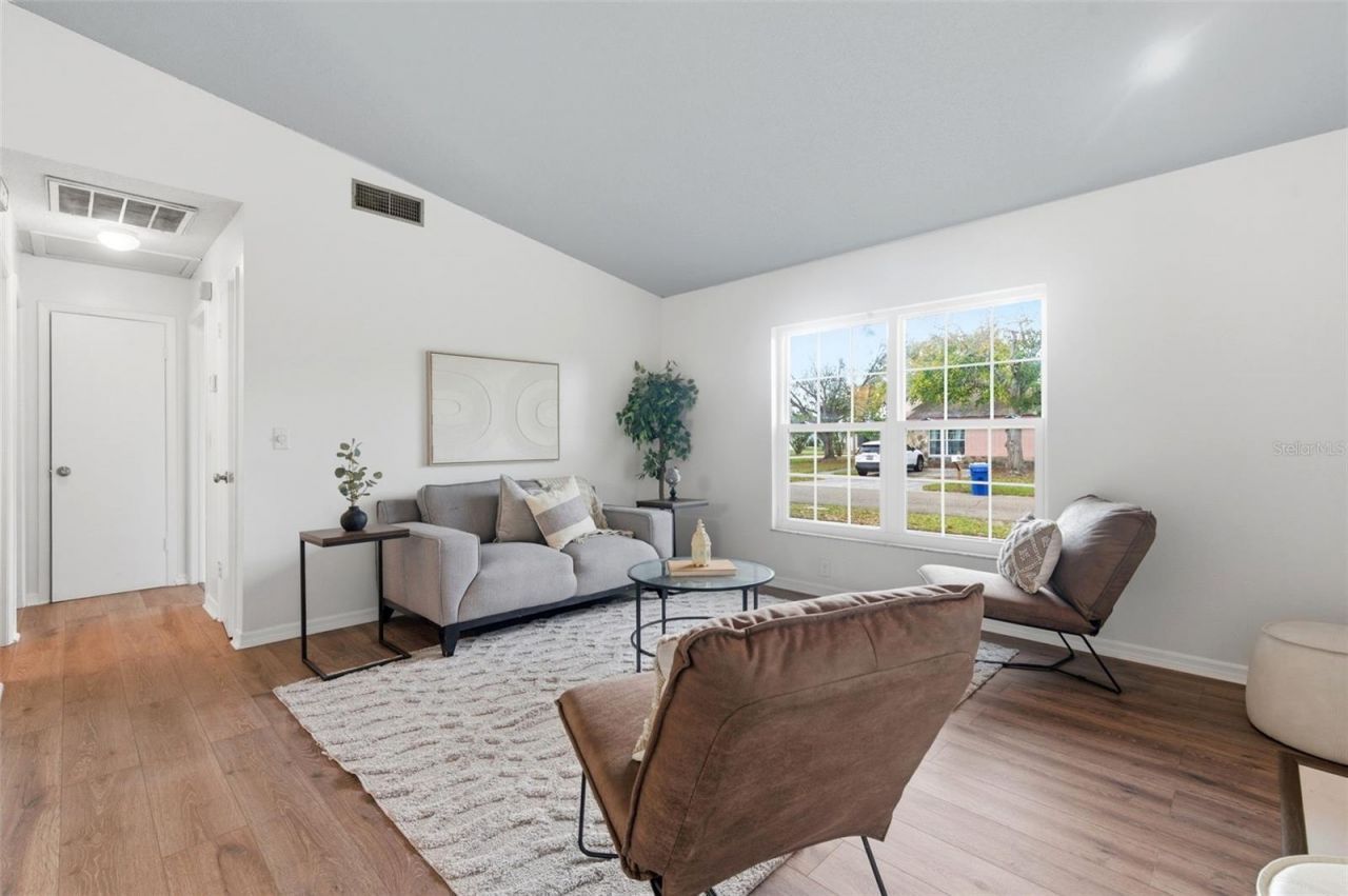 1245 Coolmont Drive , Brandon, FL 33511 Photo