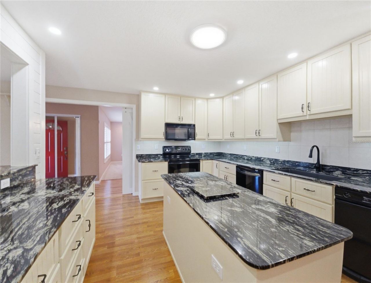 7355 SE 106th Place, Belleview, FL 34420 Photo