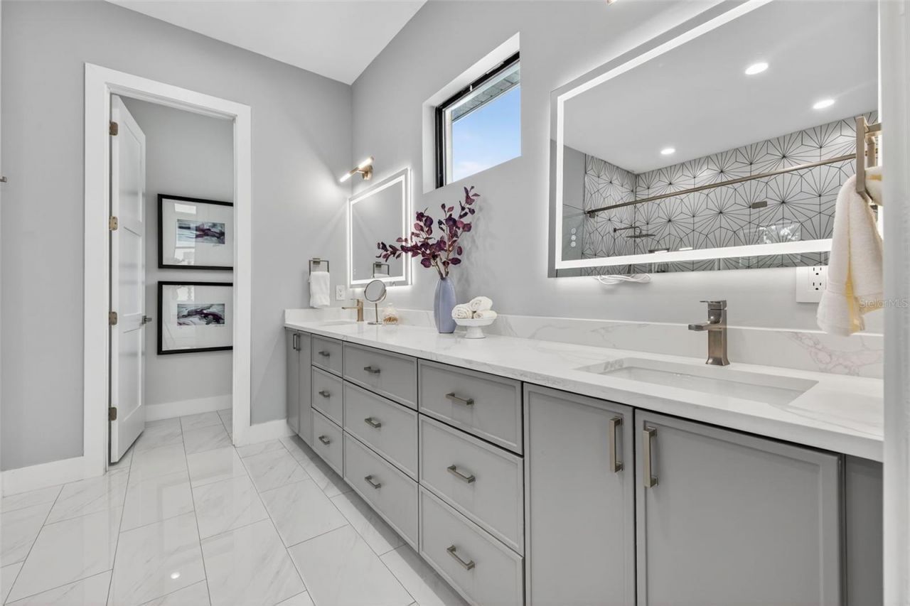 4527 26th Avenue S, Saint Petersburg, FL 33711 Photo