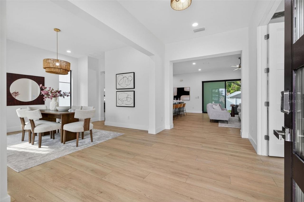 4527 26th Avenue S, Saint Petersburg, FL 33711 Photo