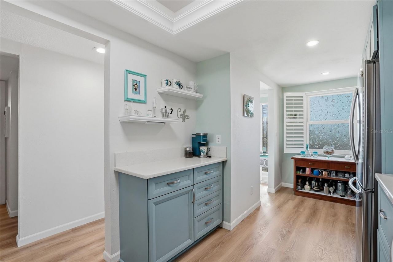 11901 Lagoon Lane , Unit 303, Treasure Island, FL 33706 Photo