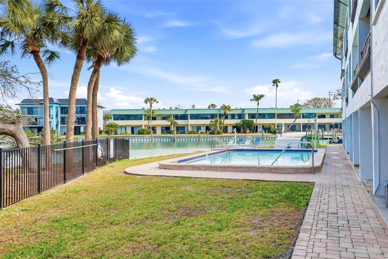 11901 Lagoon Lane , Unit 303, Treasure Island, FL 33706 Photo