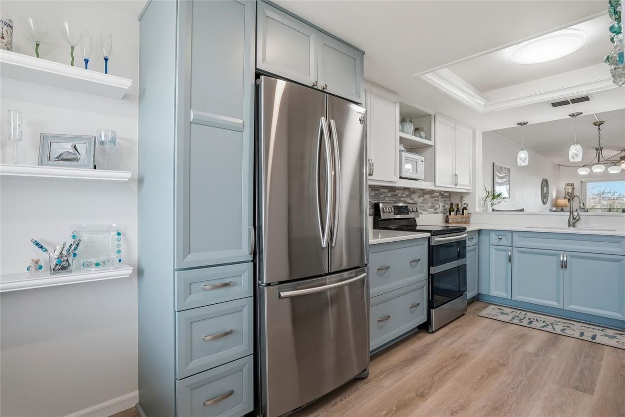 11901 Lagoon Lane , Unit 303, Treasure Island, FL 33706 Photo