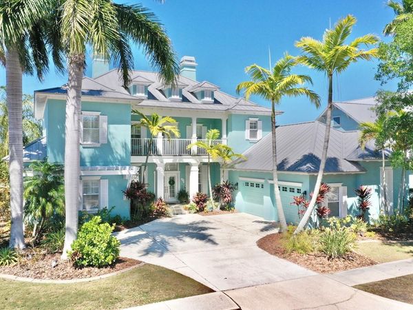 615 ISLEBAY DRIVE, APOLLO BEACH, FL 33572