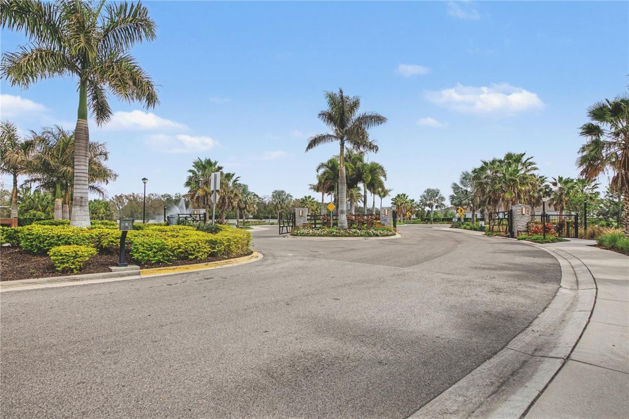 627 160th Street E, Bradenton, FL 34212 Photo