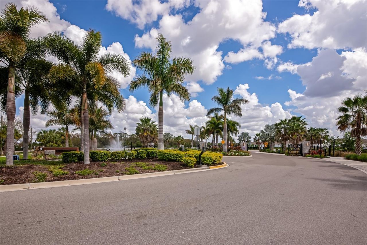 627 160th Street E, Bradenton, FL 34212 Photo