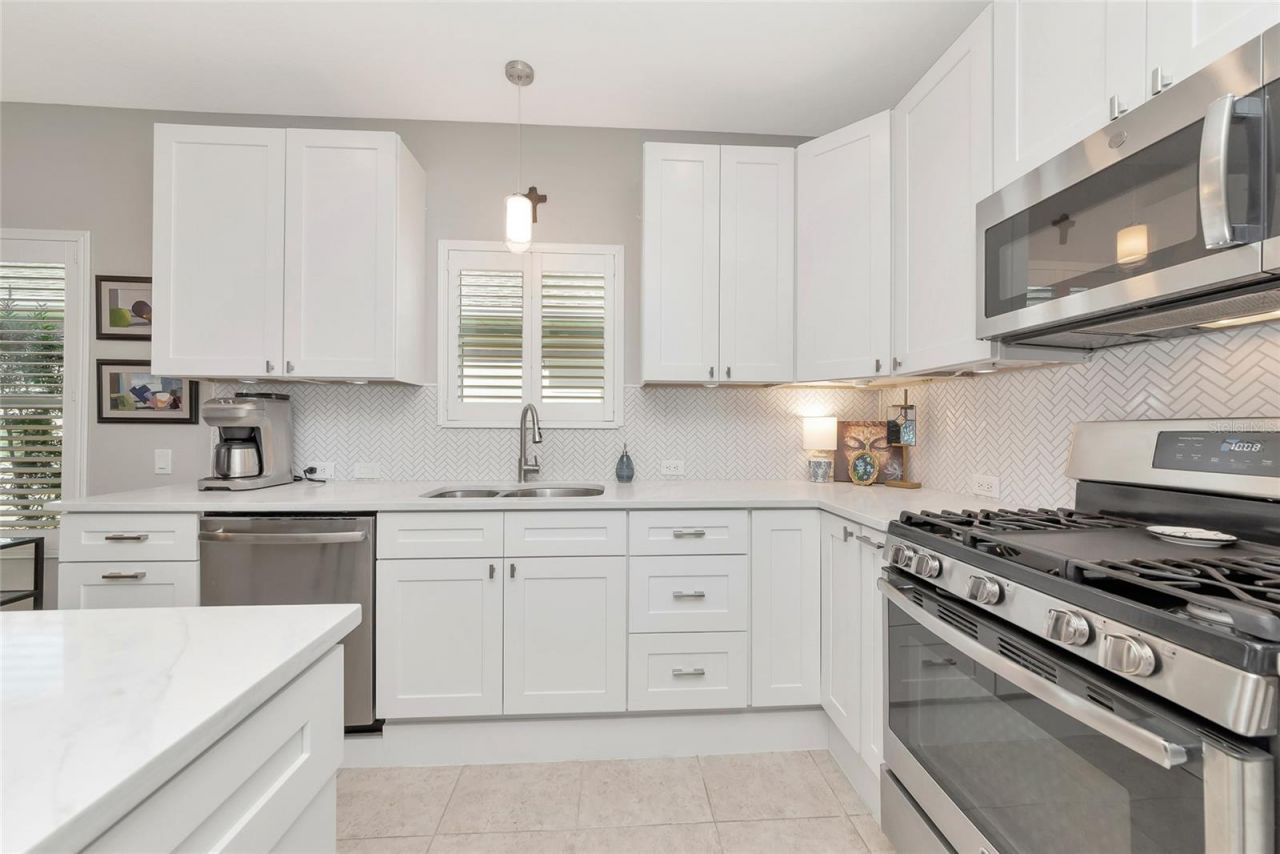 4207 Cottage Hill Avenue, Parrish, FL 34219 Photo