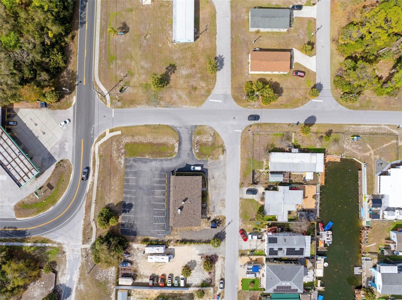 7390 Shoal Line Boulevard , Weeki Wachee, FL 34607 Photo