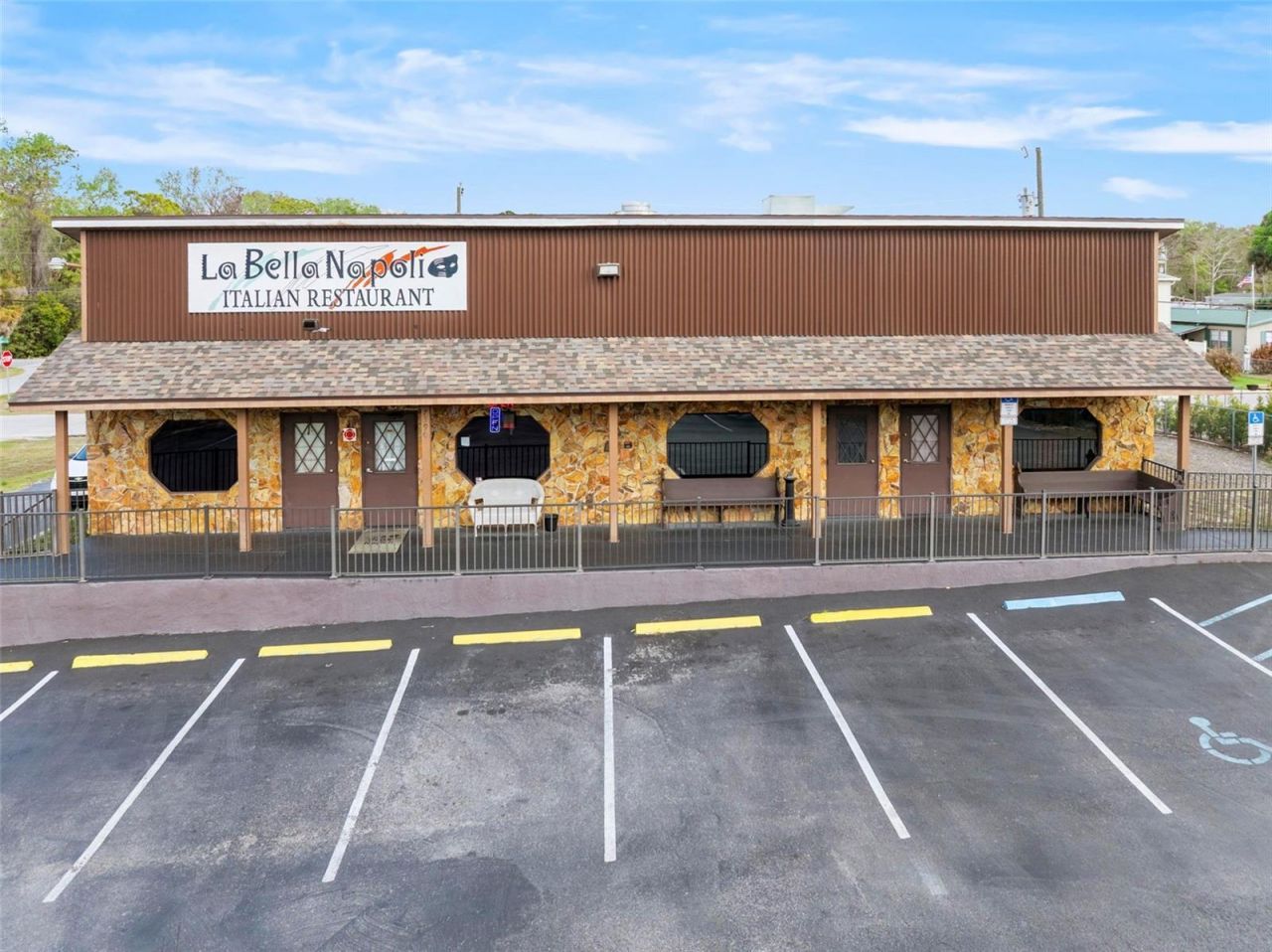 7390 Shoal Line Boulevard , Weeki Wachee, FL 34607 Photo