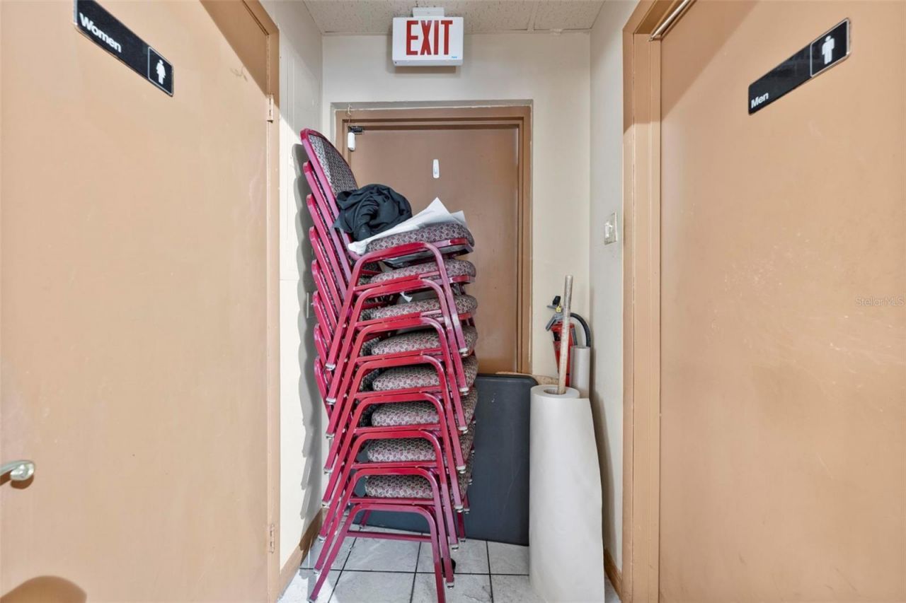 7390 Shoal Line Boulevard , Weeki Wachee, FL 34607 Photo