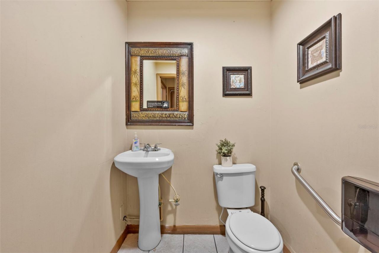 7390 Shoal Line Boulevard , Weeki Wachee, FL 34607 Photo