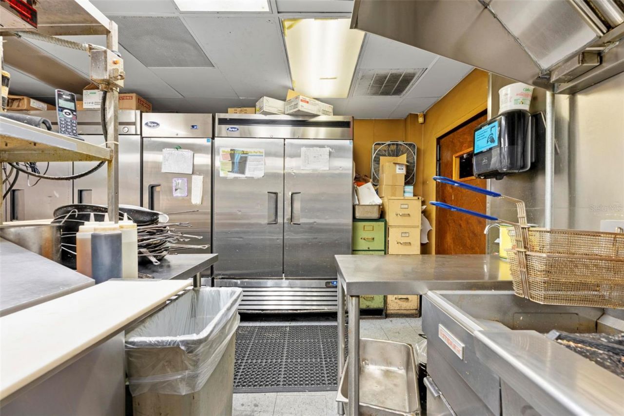 7390 Shoal Line Boulevard , Weeki Wachee, FL 34607 Photo