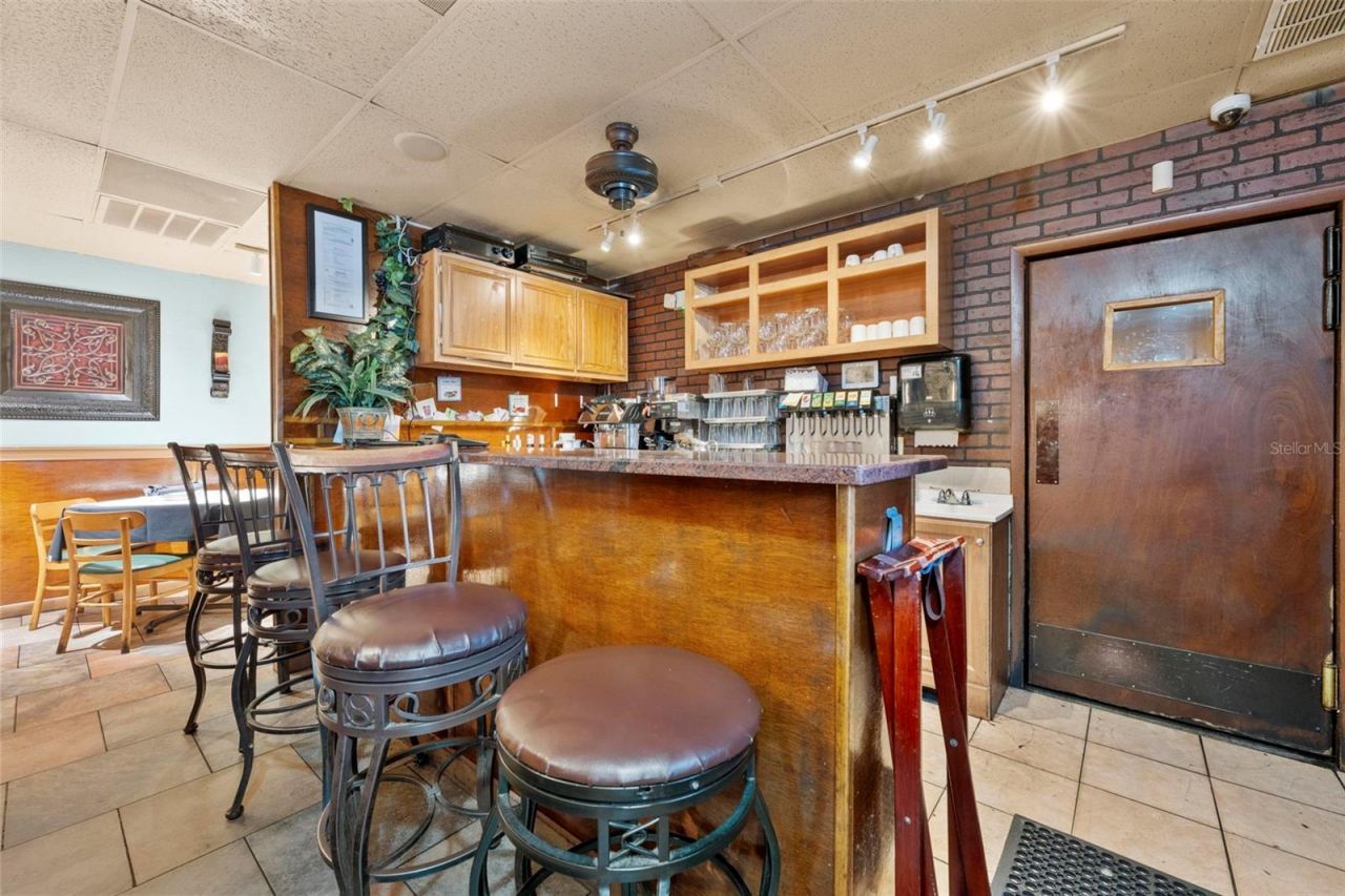 7390 Shoal Line Boulevard , Weeki Wachee, FL 34607 Photo