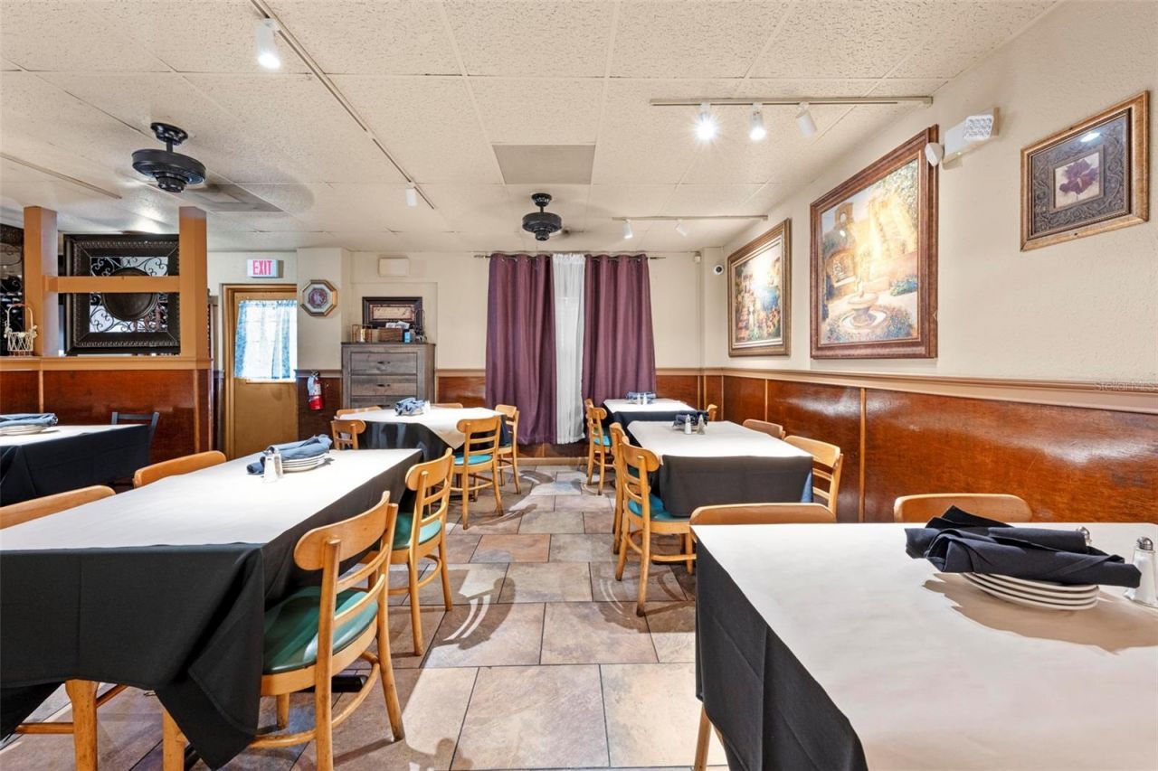 7390 Shoal Line Boulevard , Weeki Wachee, FL 34607 Photo