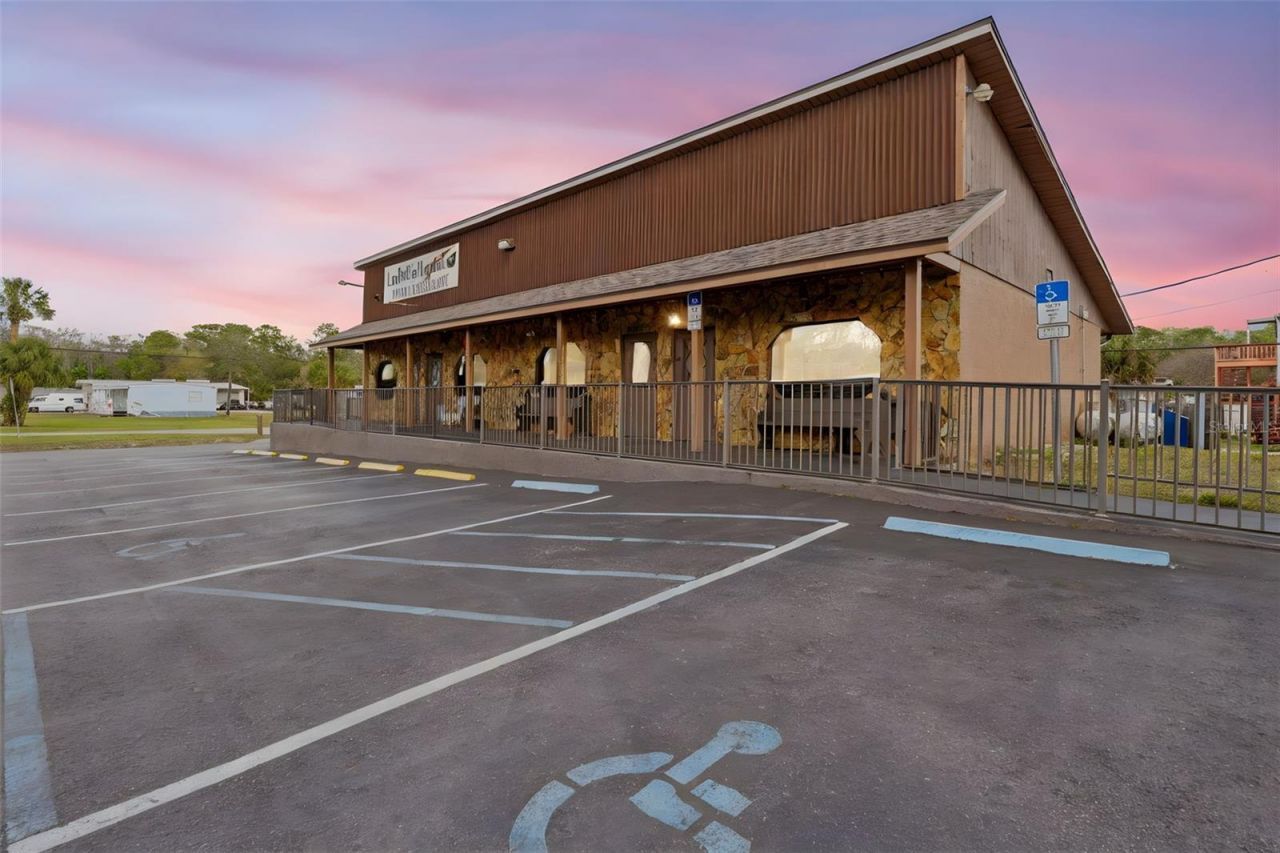 7390 Shoal Line Boulevard , Weeki Wachee, FL 34607 Photo