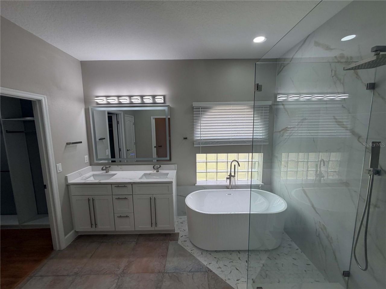 5290 Chiswick Circle , Belle Isle, FL 32812 Photo